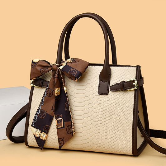Stylish Leather Snakeskin Embossed Handbag for Women - Commuter Bag with Contrasting Colors